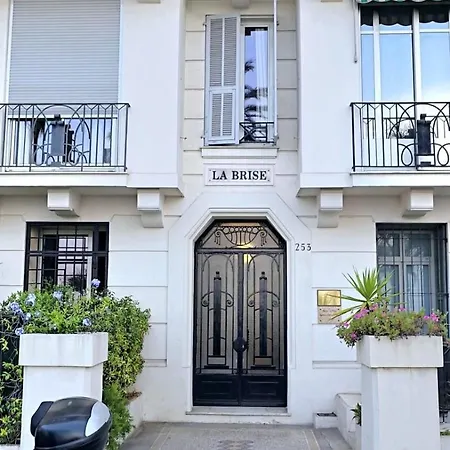 2p Cosy A 2 Min De La Mer, Tram Aeroport & Centre *